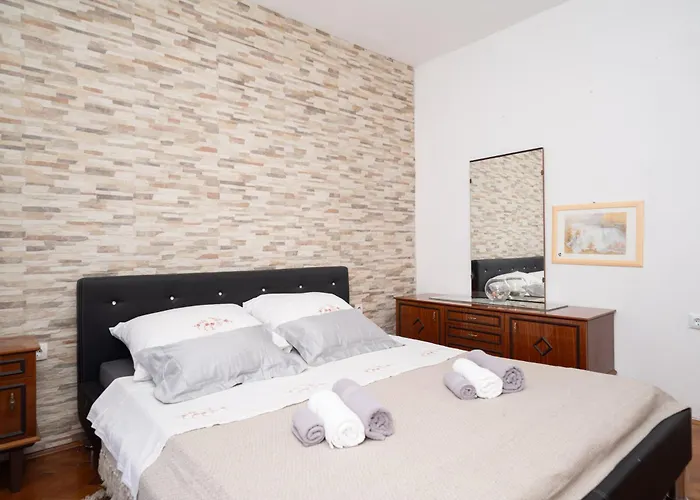 Holiday home Anica Zadar